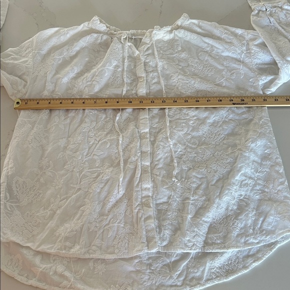 MNG Mango Elegant White Lacy Button up Embroidered Cotton Blouse Size Medium 8 - Picture 6 of 12